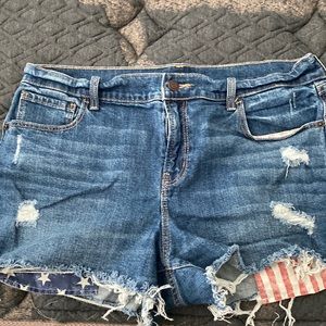 Old Navy Mid Rise Denim Shorts. Size 12